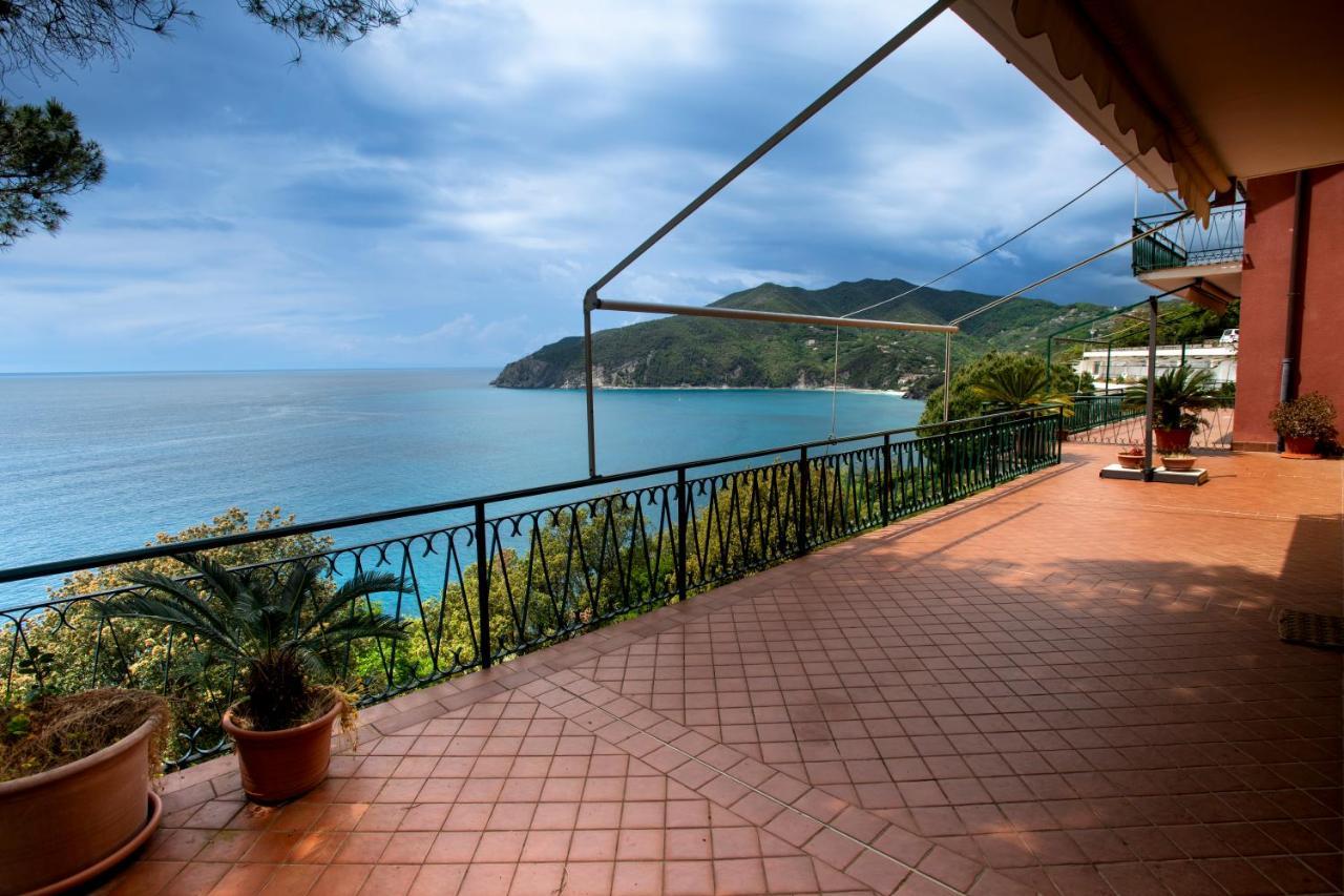 080 - La Villa Storica Il Vigneto 45B, Terrazza Sul Mare - Parcheggio Privato Gratis Moneglia Bagian luar foto