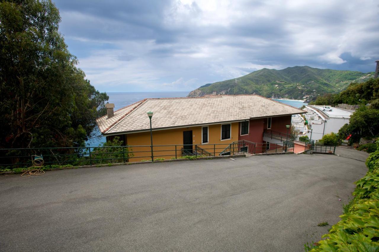 080 - La Villa Storica Il Vigneto 45B, Terrazza Sul Mare - Parcheggio Privato Gratis Moneglia Bagian luar foto